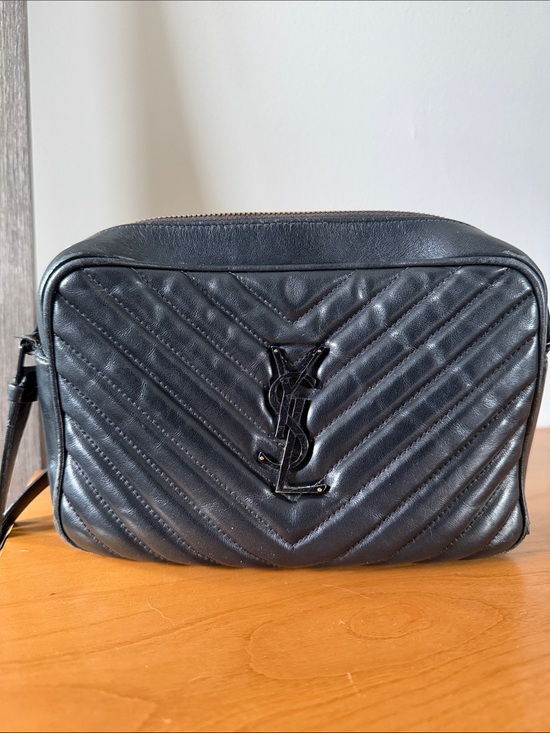 Saint Laurent Handbags - Saint Laurent Black Lou Camera Bag